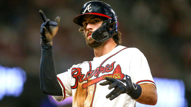 Braves shortstop Dansby Swanson celebrates against Phillies
